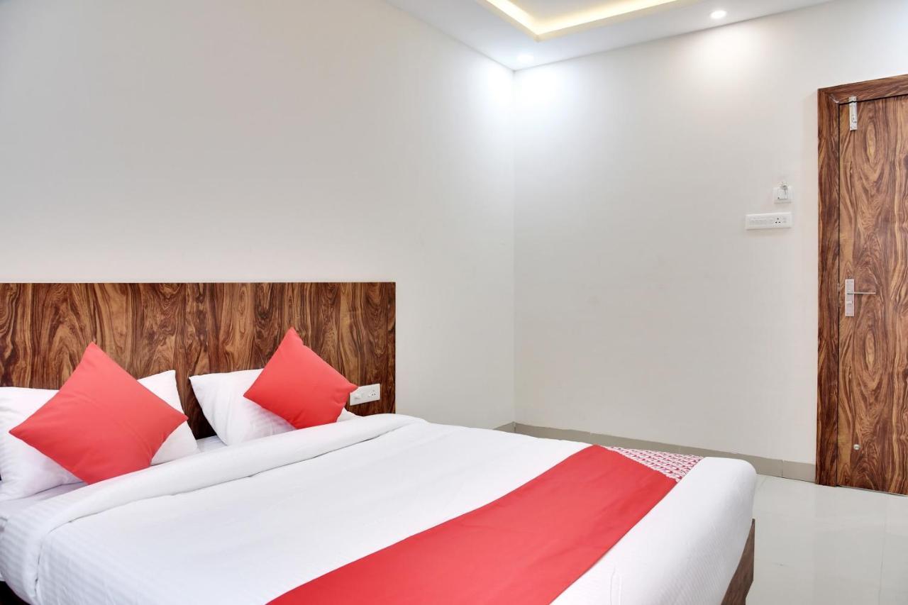 Oyo 40146 Hotel Continental Bhopal Exterior photo